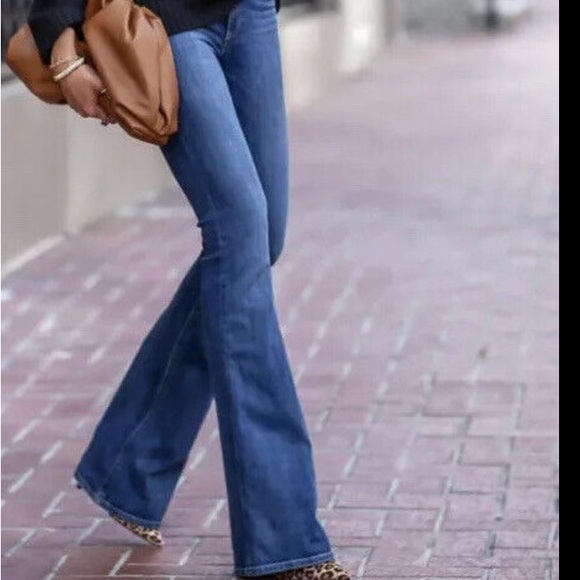Current Elliott flare jeans - Picture 3 of 9